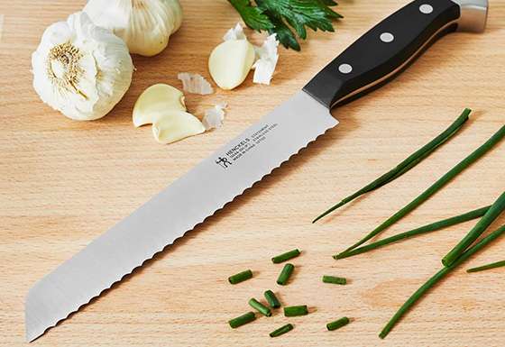 Henckels Statement bread knife