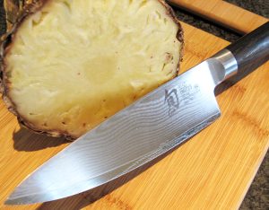 how to cut a pineapple