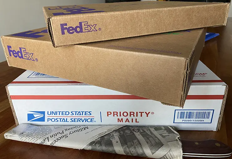 FedEx (small, medium) and USPS (medium) flat-rate boxes.
