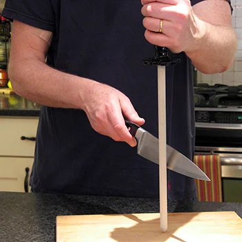 KitchenKnifeGuru shows how to hone a knife